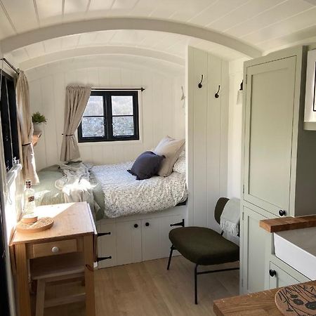 Peaceful Shepherd'S Hut In Beautiful Countryside. Linlithgow Zewnętrze zdjęcie
