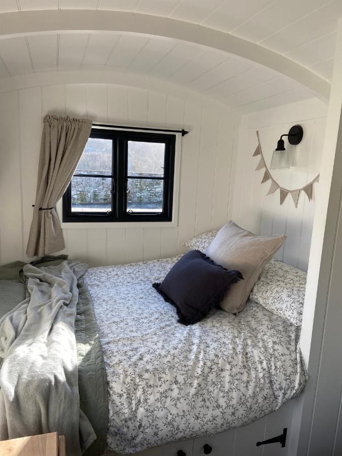 Peaceful Shepherd'S Hut In Beautiful Countryside. Linlithgow Zewnętrze zdjęcie